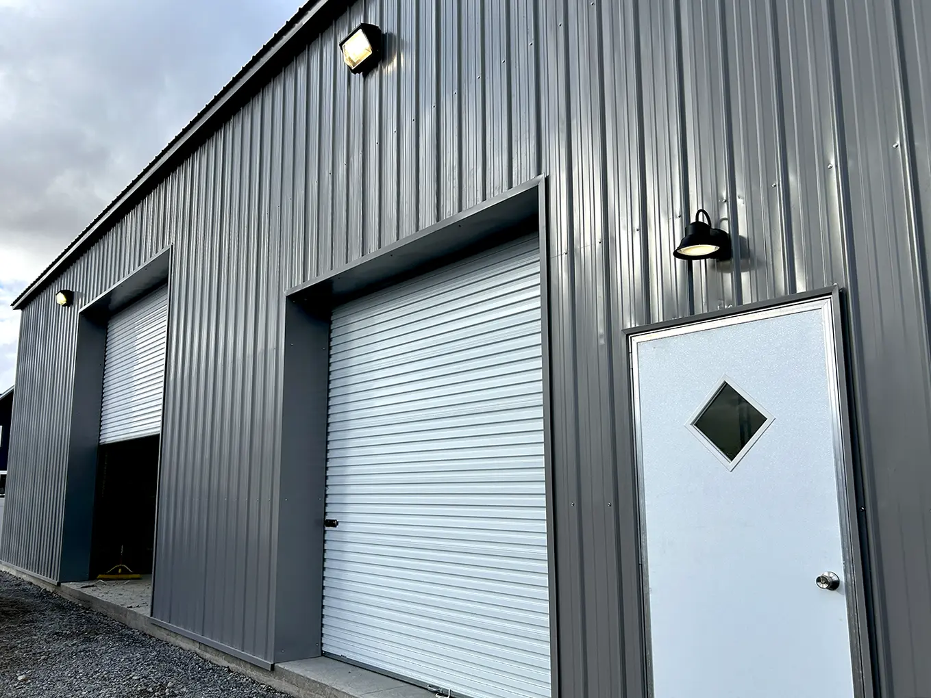 Exterior lighting installed on a commercial building by Camson Electric in Utah