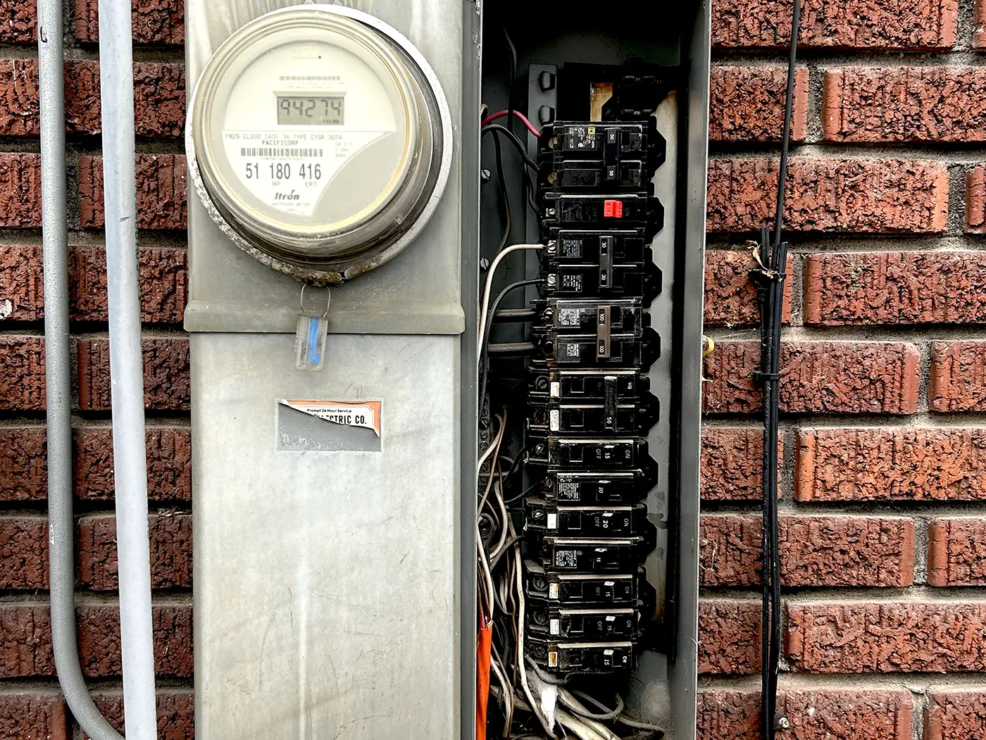 Camson Electric electrician performing electrical service and troubleshooting work in Utah